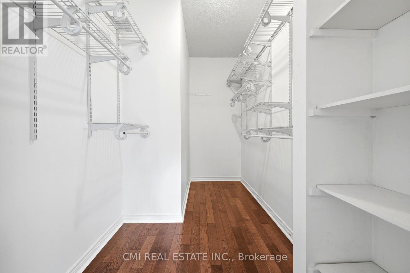 15 Treegrove Circle, Aurora, ON