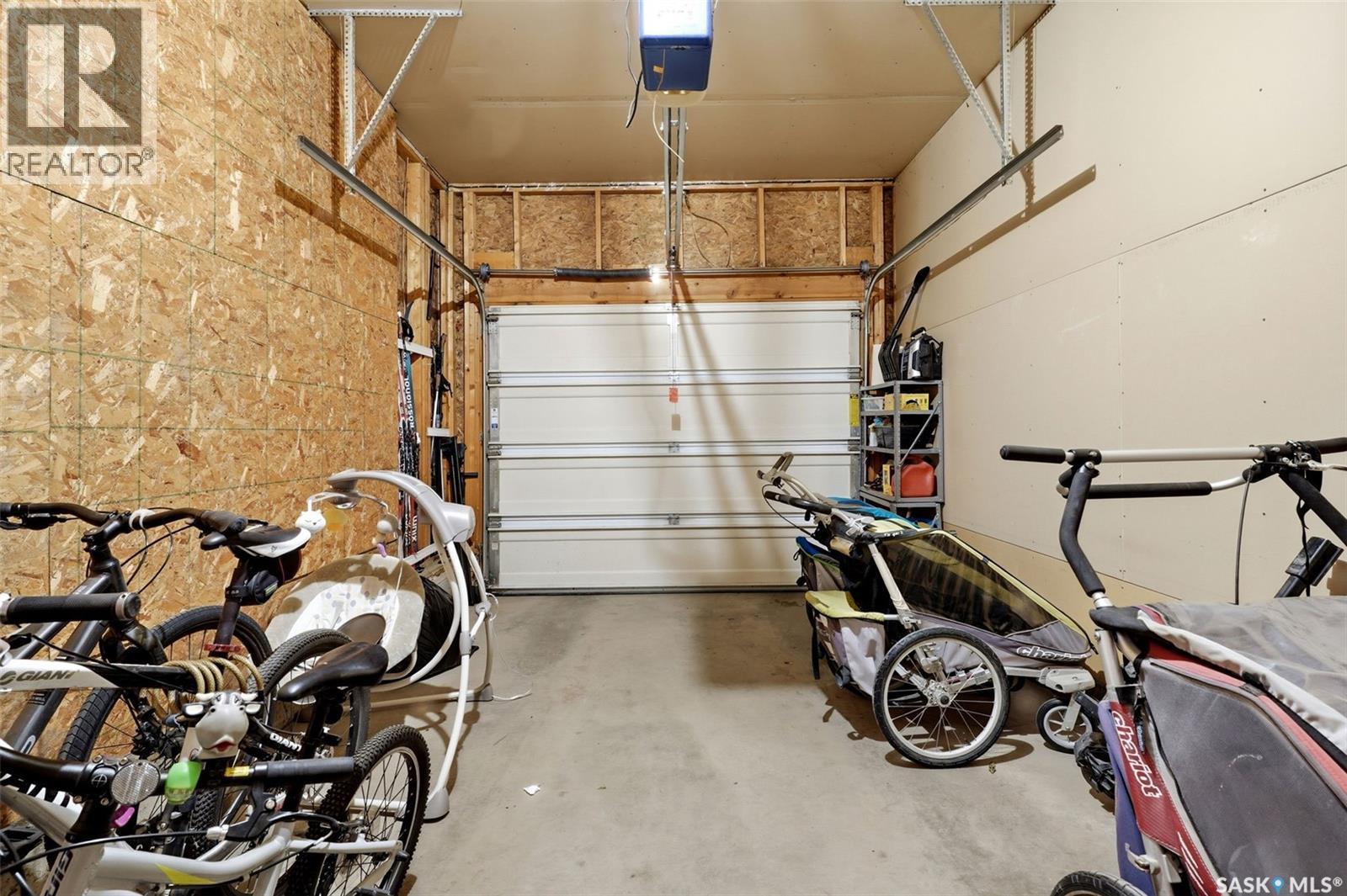 14 2751 Windsor Park Road, Regina, SK