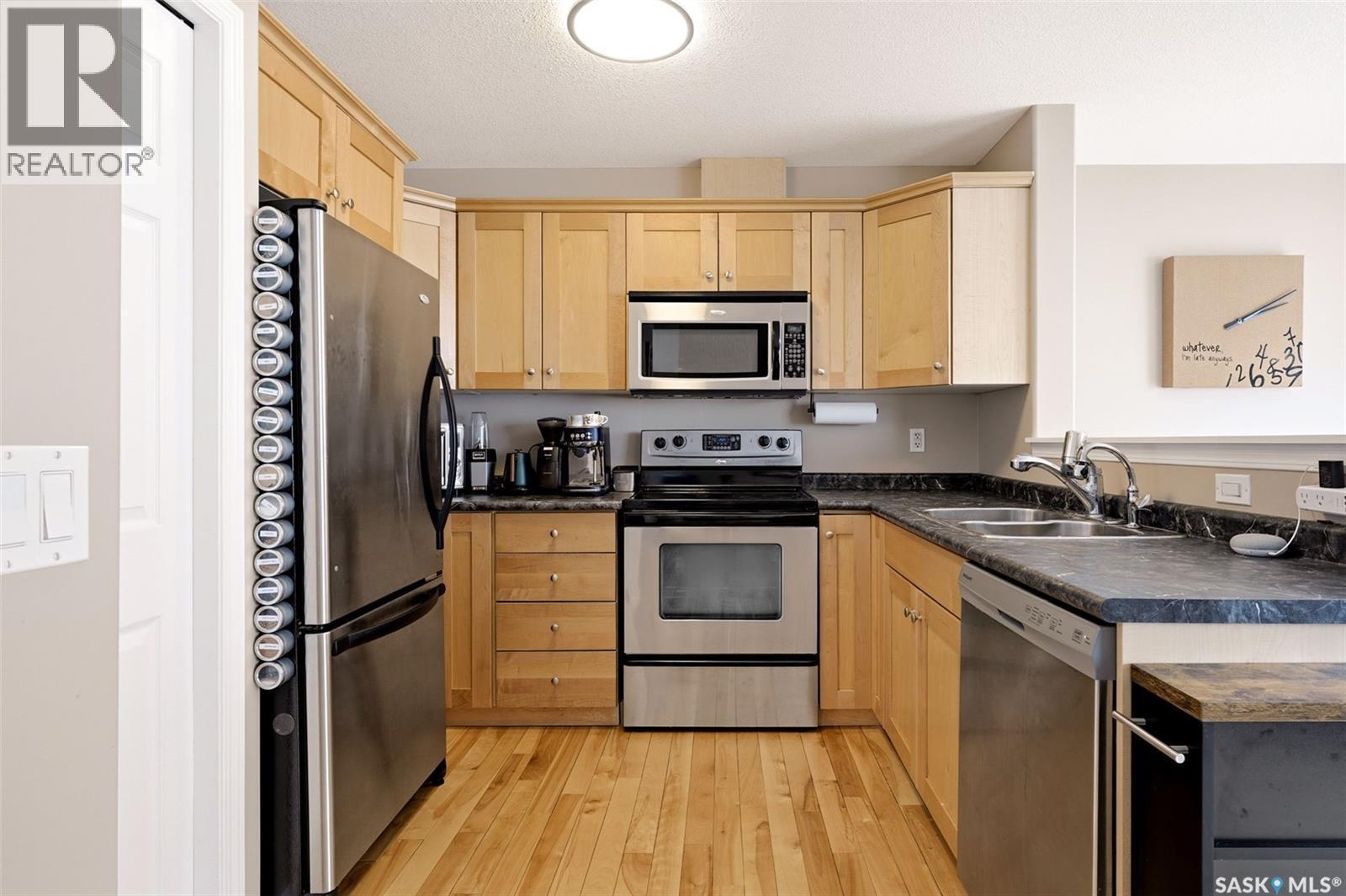 14 2751 Windsor Park Road, Regina, SK