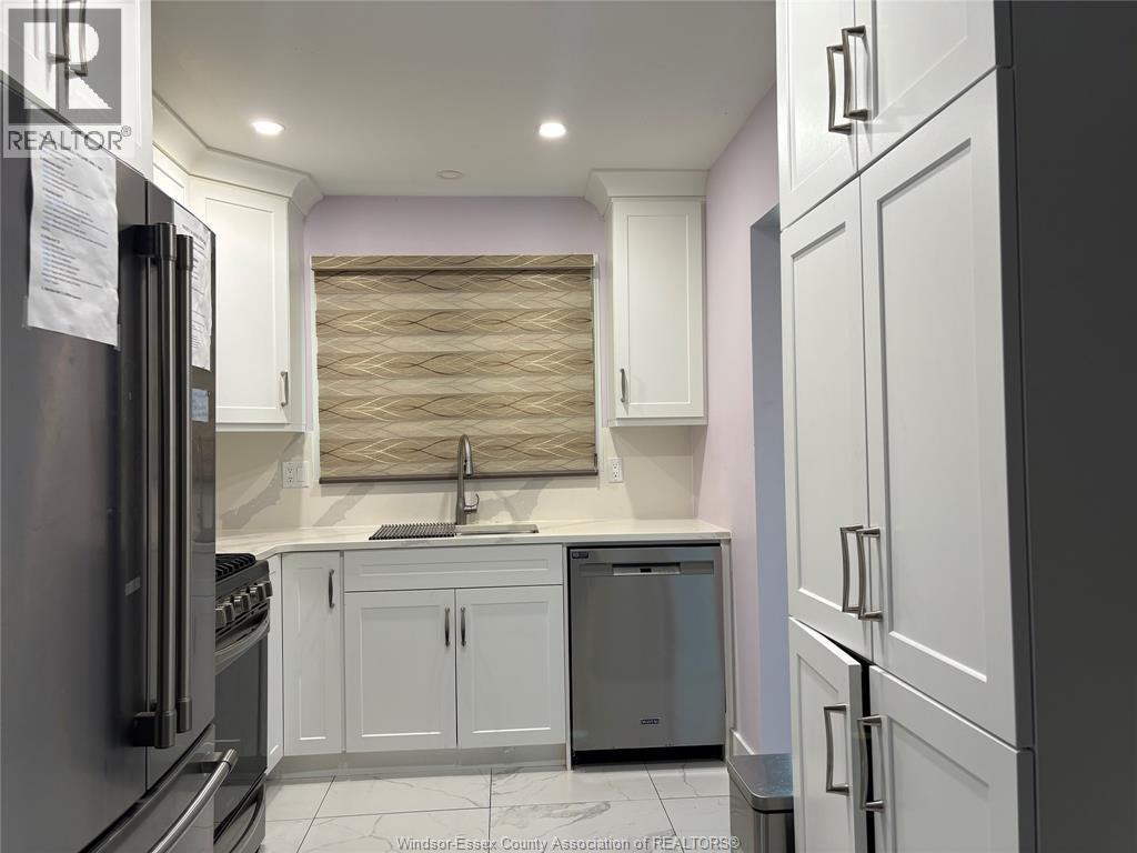 3295 Aurora, Windsor, ON
