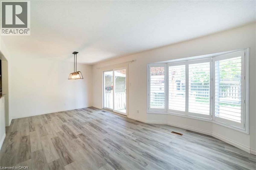 19 Beachgrove Crescent, Hamilton, ON