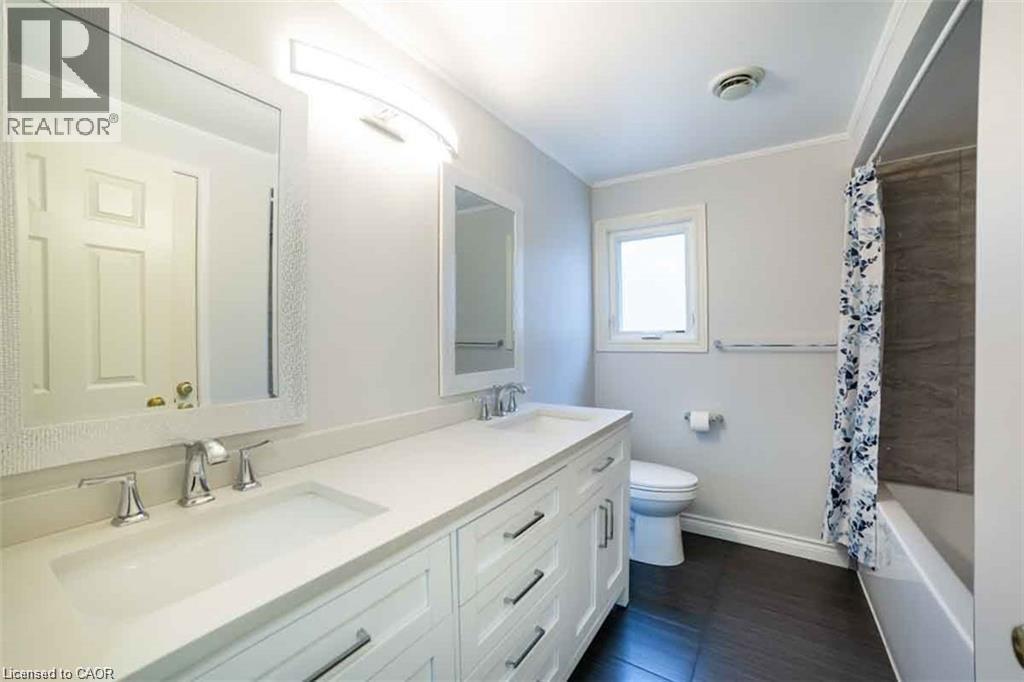 19 Beachgrove Crescent, Hamilton, ON