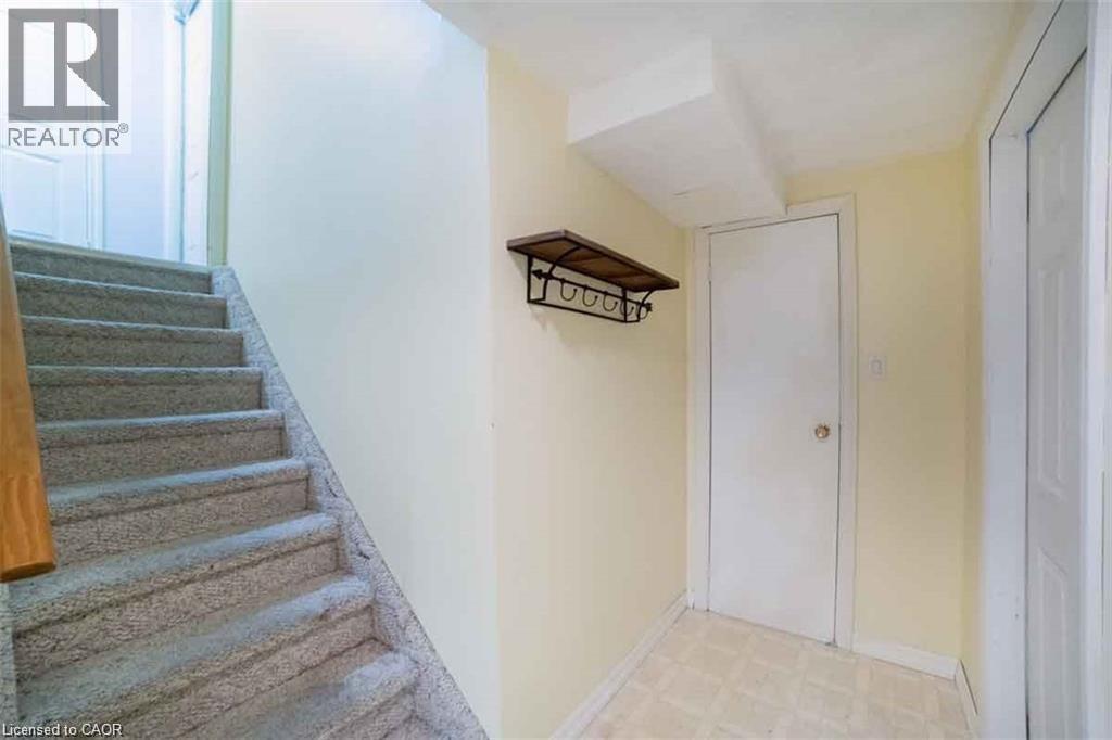 19 Beachgrove Crescent, Hamilton, ON