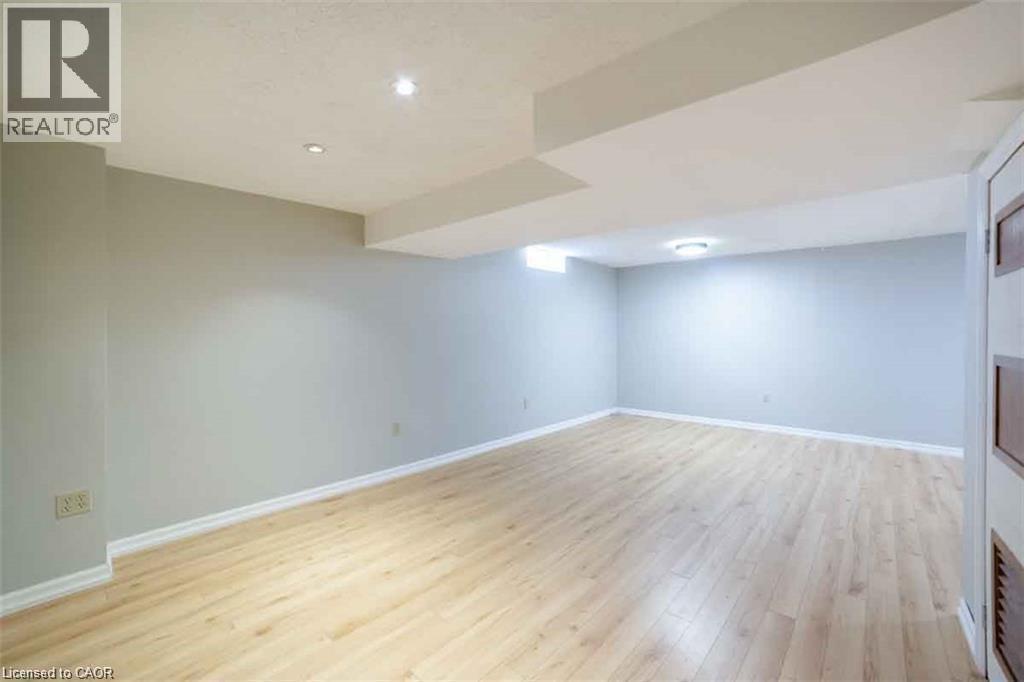 19 Beachgrove Crescent, Hamilton, ON
