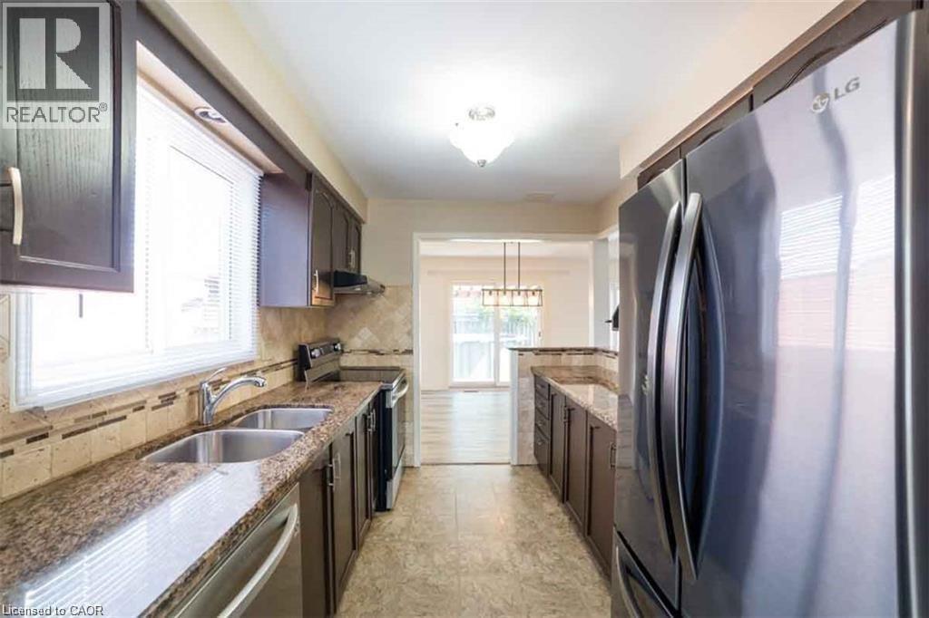 19 Beachgrove Crescent, Hamilton, ON