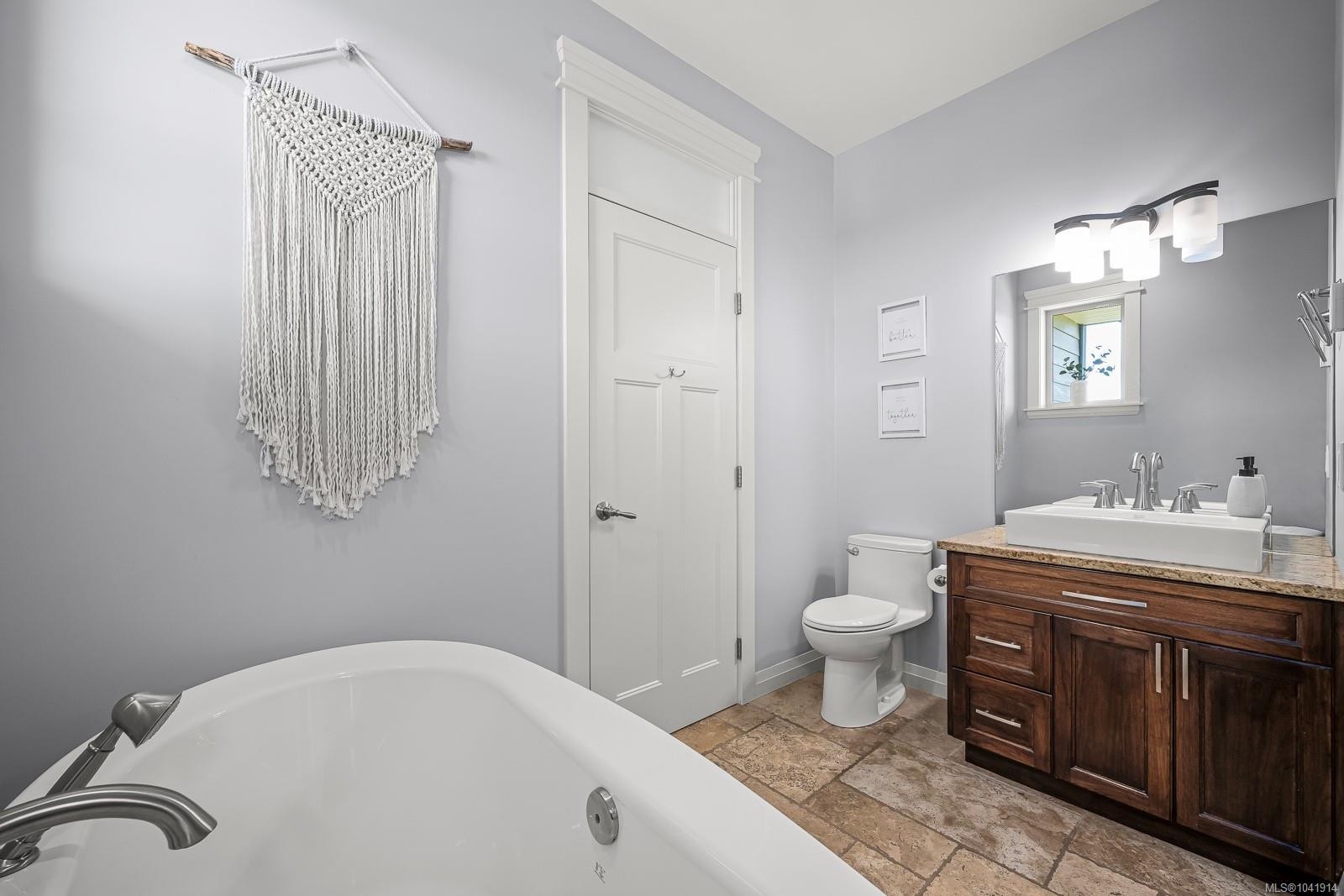 648 Mariner Dr, Campbell River, BC