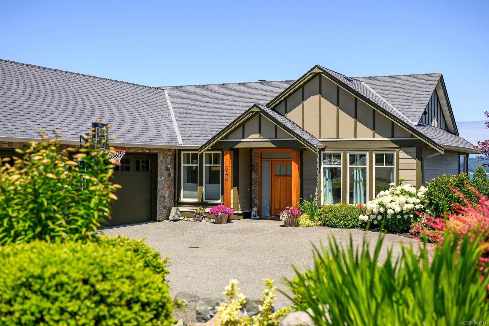 648 Mariner Dr, Campbell River, BC