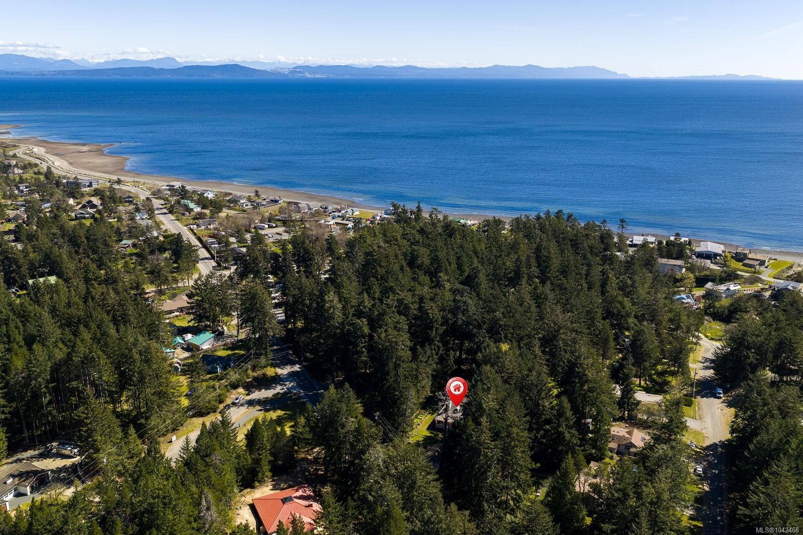 745 Lazo Rd, Comox, BC
