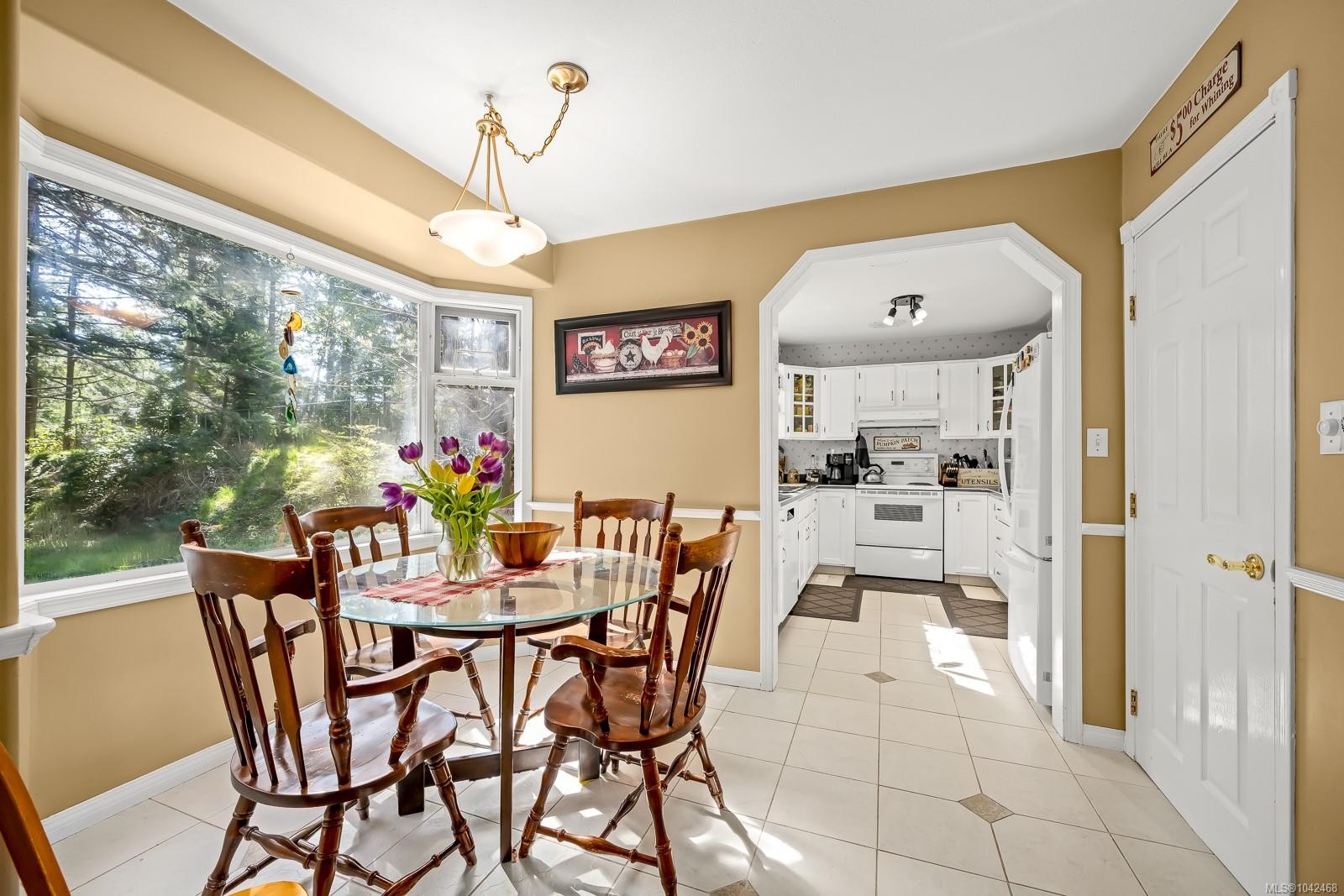 745 Lazo Rd, Comox, BC