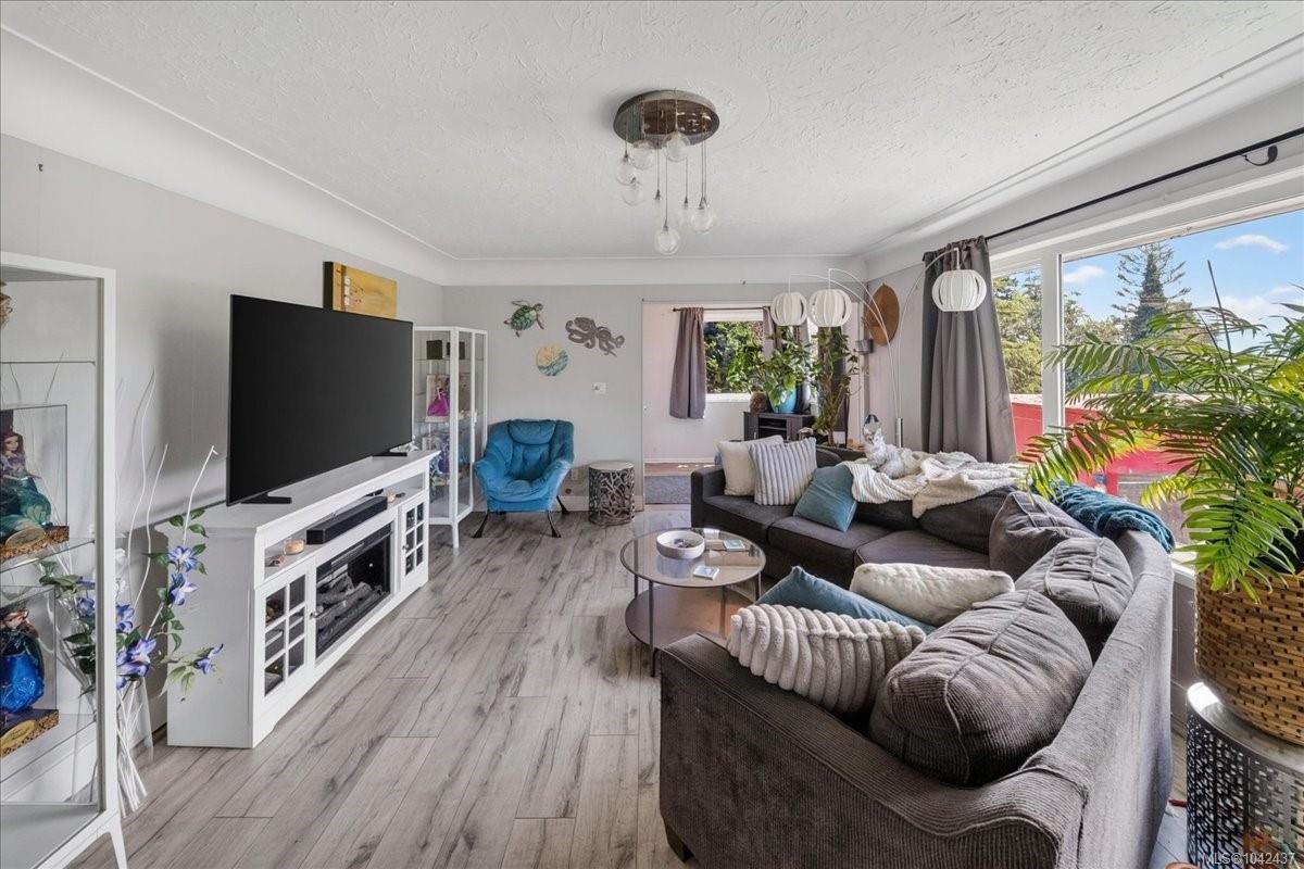 2216 Carpenter Rd, Sooke, BC