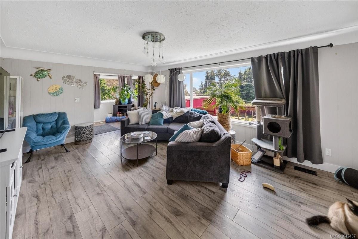 2216 Carpenter Rd, Sooke, BC