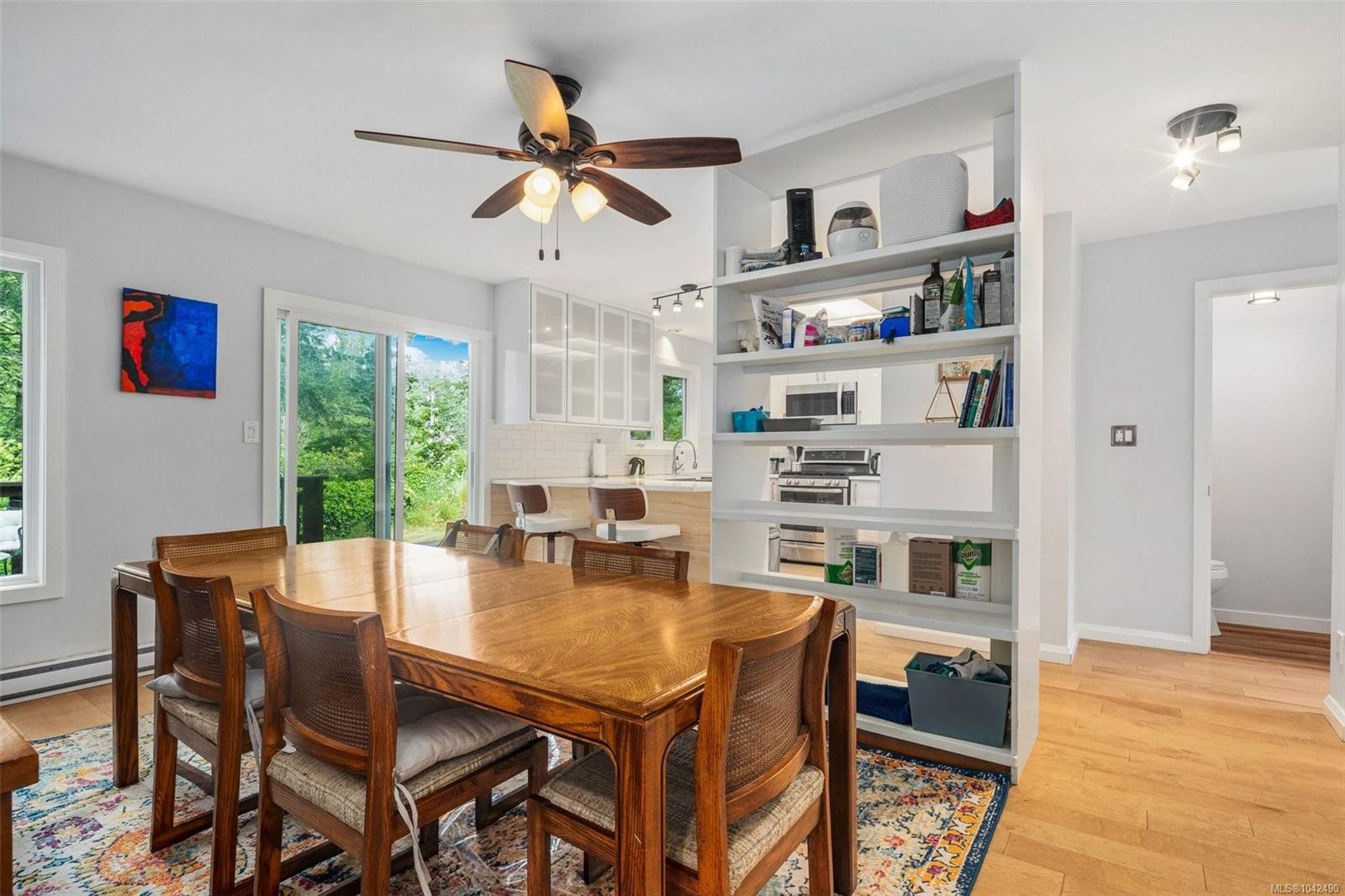 335 Damon Dr, View Royal, BC
