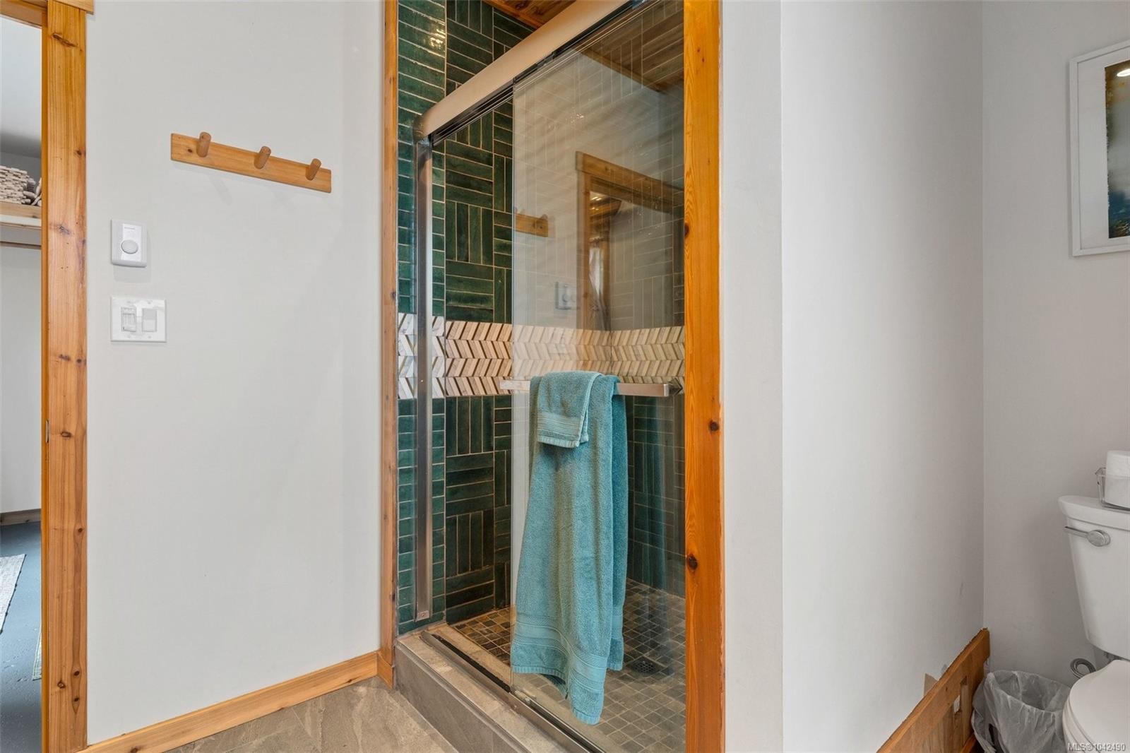 335 Damon Dr, View Royal, BC