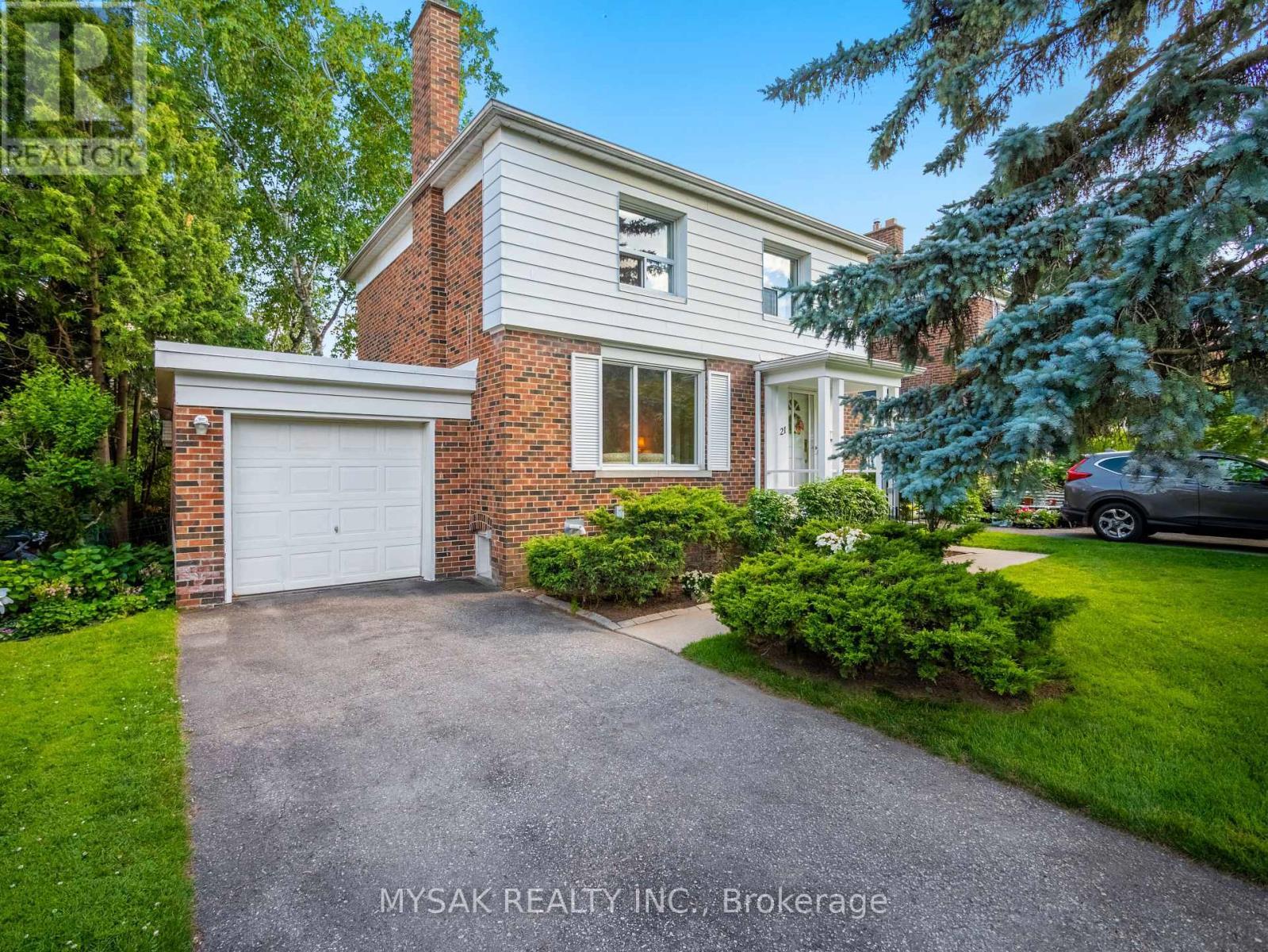 21 Oak Hampton Boulevard, Toronto, ON