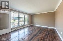 Expansive window wall with multiple panes - 10 Collier Road, Thorold, ON