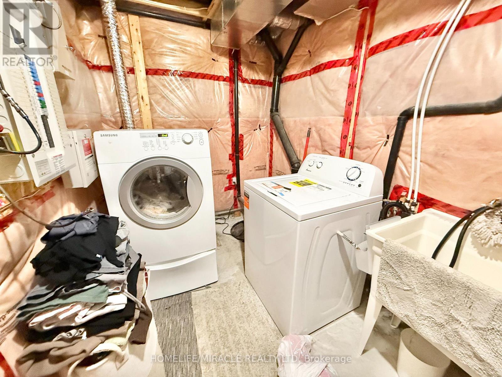 312 Tagge Crescent, Kitchener, ON