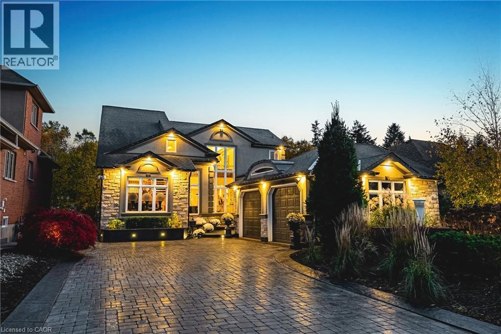 Front house - 712 Highvalley Road, Ancaster, ON