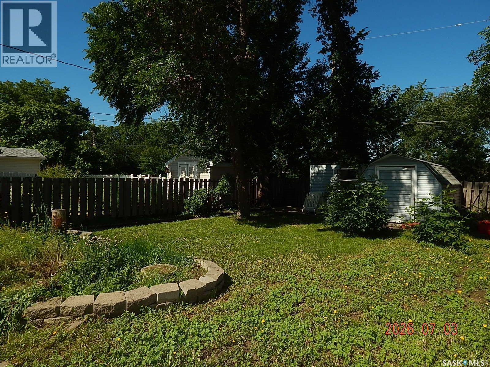 710 3Rd Street E, Assiniboia, SK