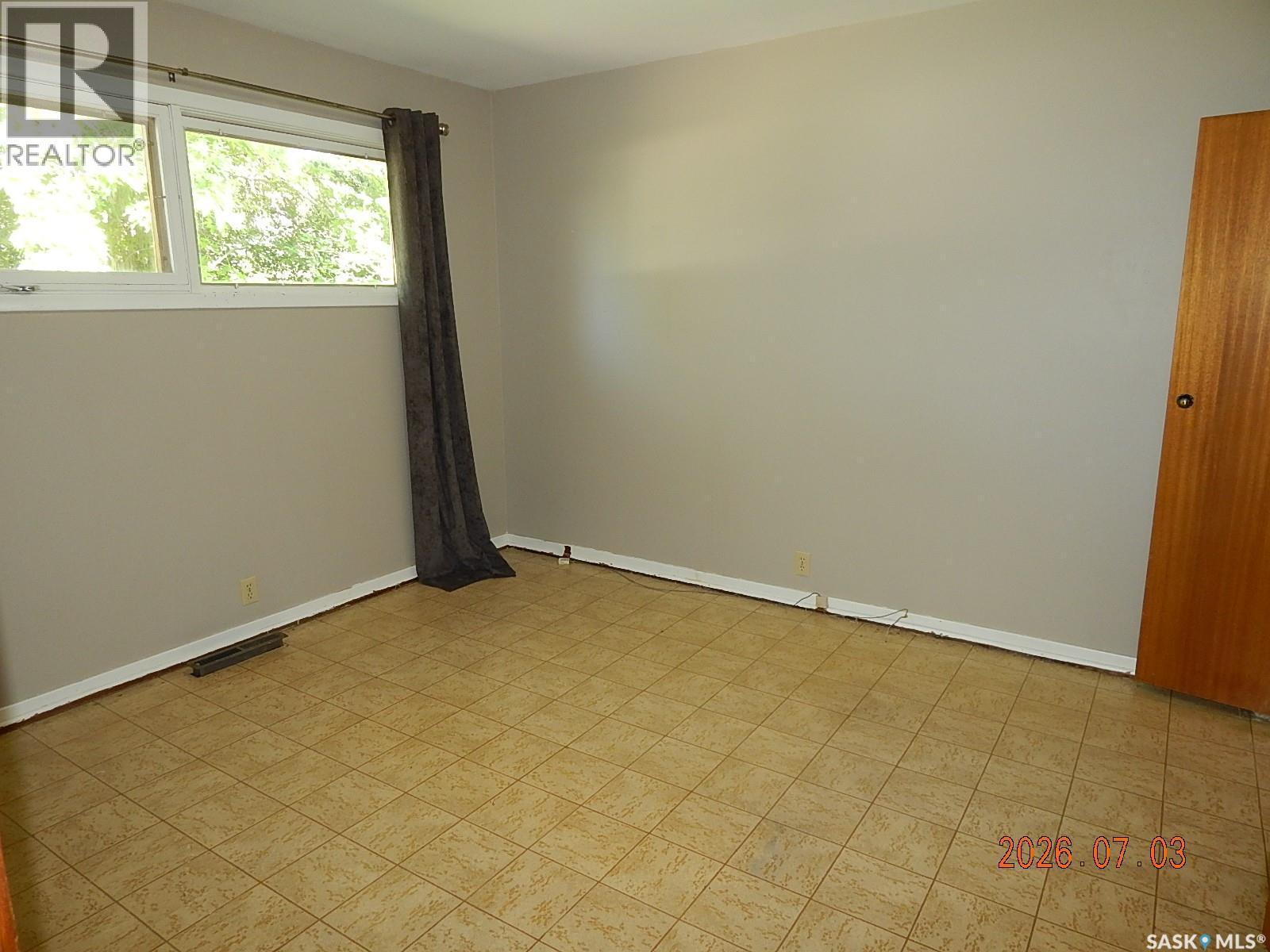 710 3Rd Street E, Assiniboia, SK - Indoor Photo Showing Other Room