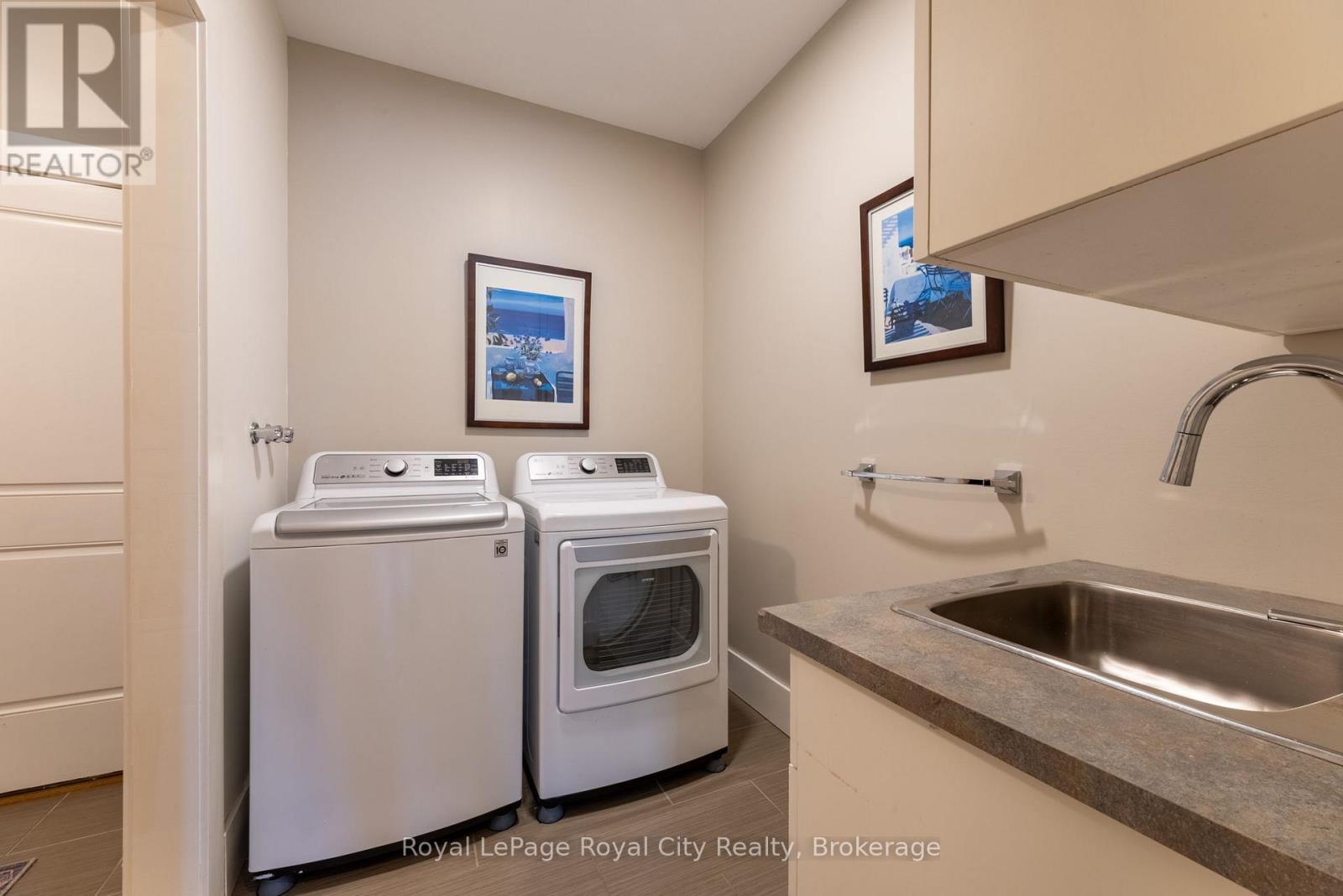 Main Floor Laundry - 255 Normandy Avenue, Waterloo, ON