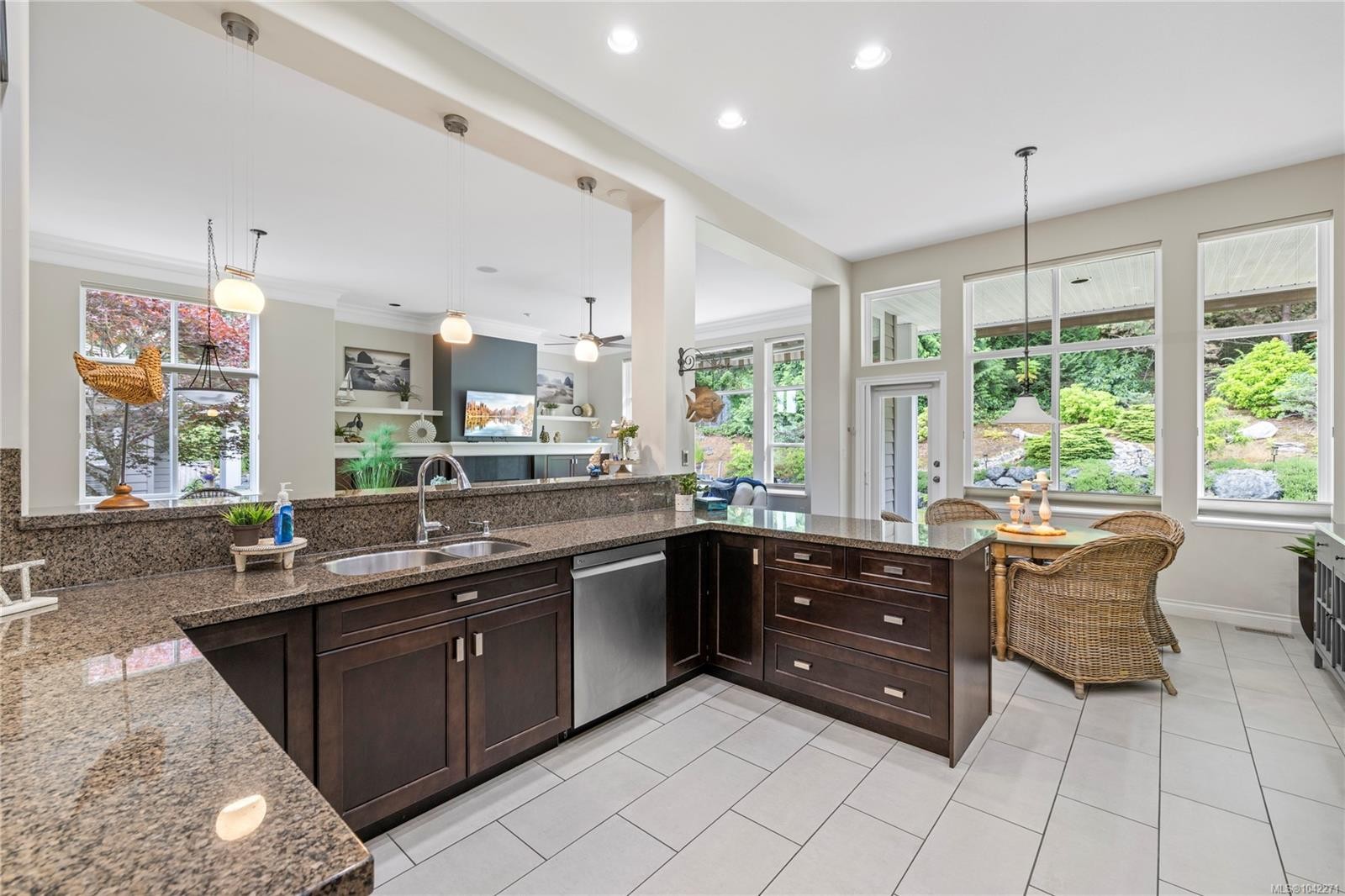 1392 Cape Cod Dr, Parksville, BC