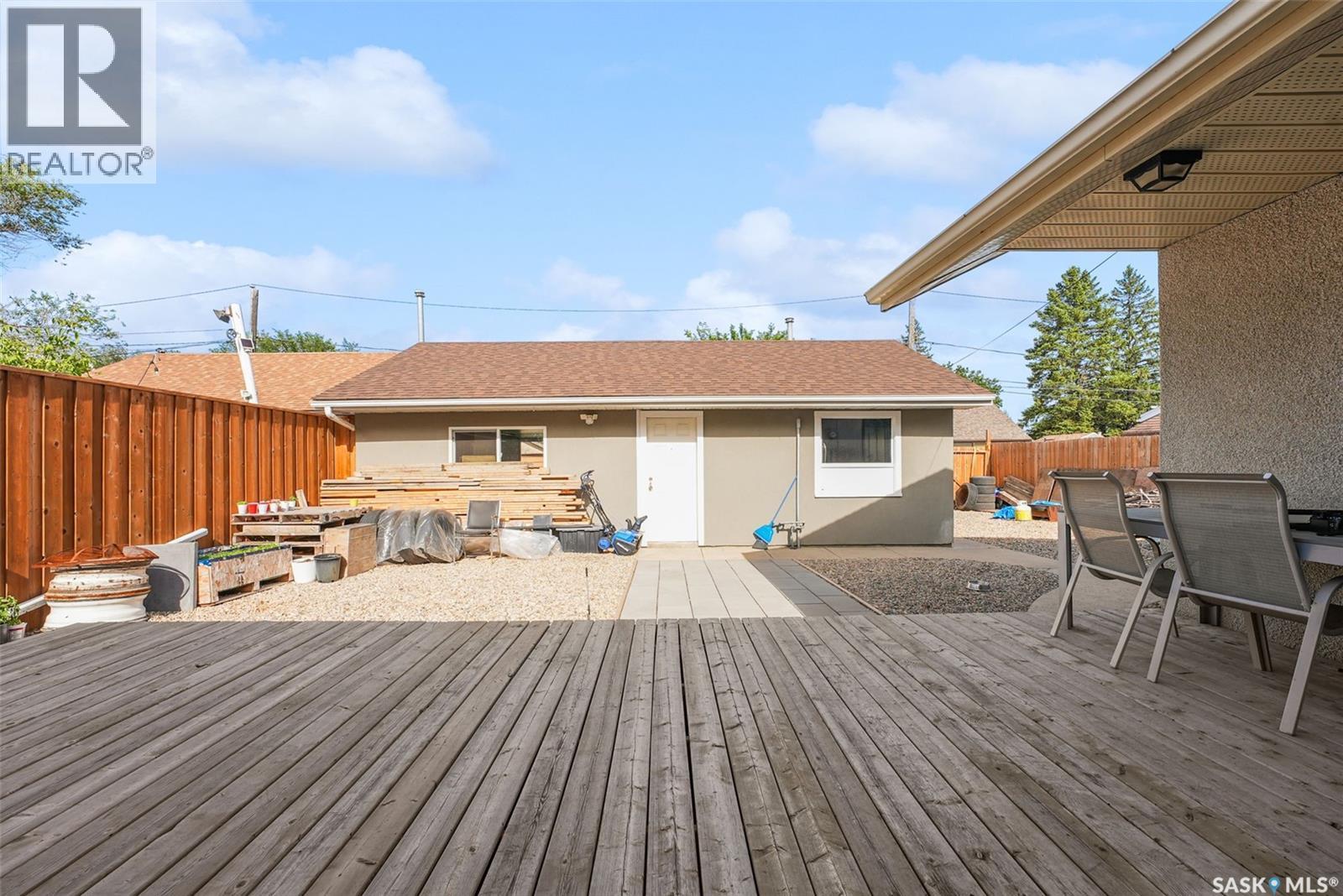 327 Retallack Street, Regina, SK
