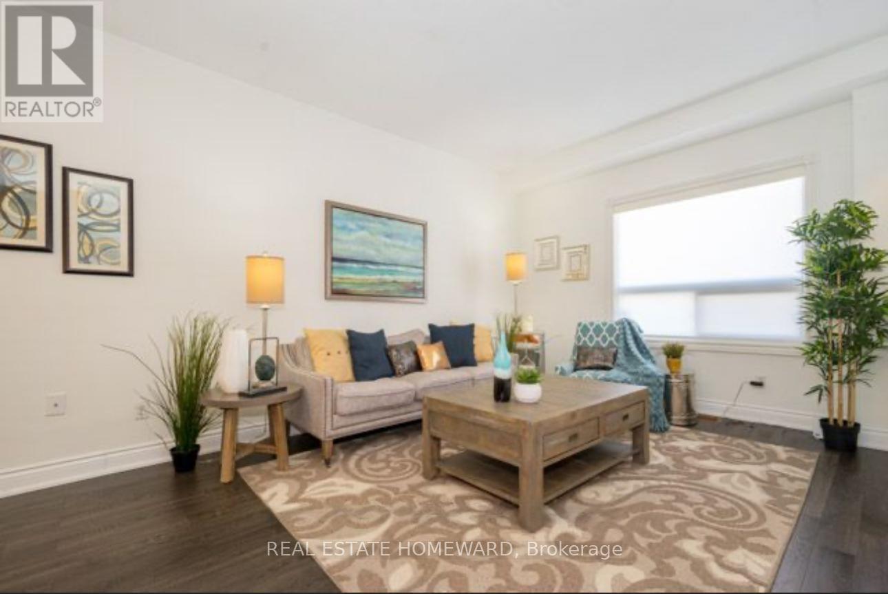 295 Gowan Avenue E, Toronto, ON