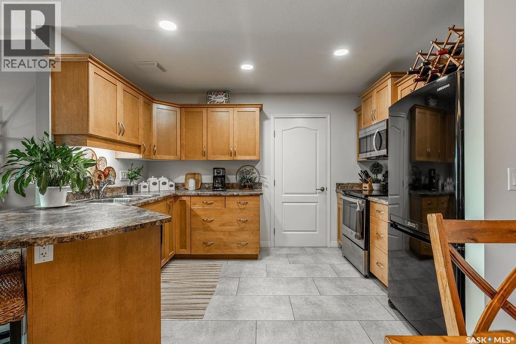 307 102 Kingsmere Place, Saskatoon, SK