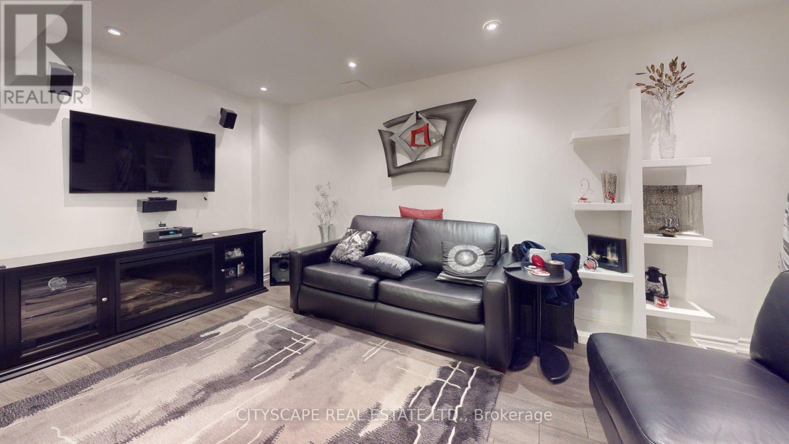 22 Windom Road, Toronto, ON