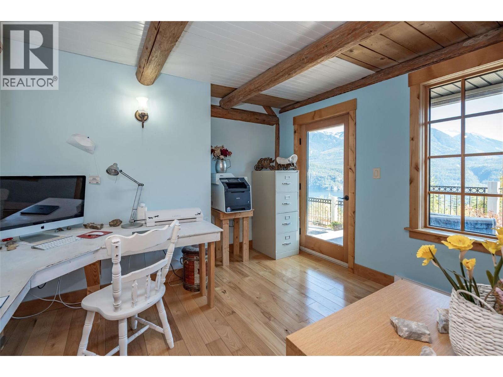 8840 Olson Road, Kaslo, BC - Indoor Photo Showing Office