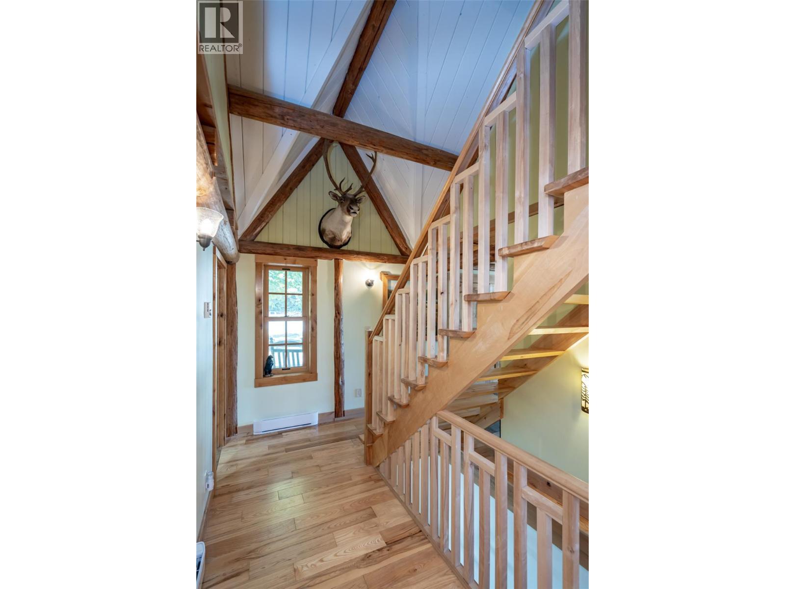 8840 Olson Road, Kaslo, BC - Indoor Photo Showing Other Room