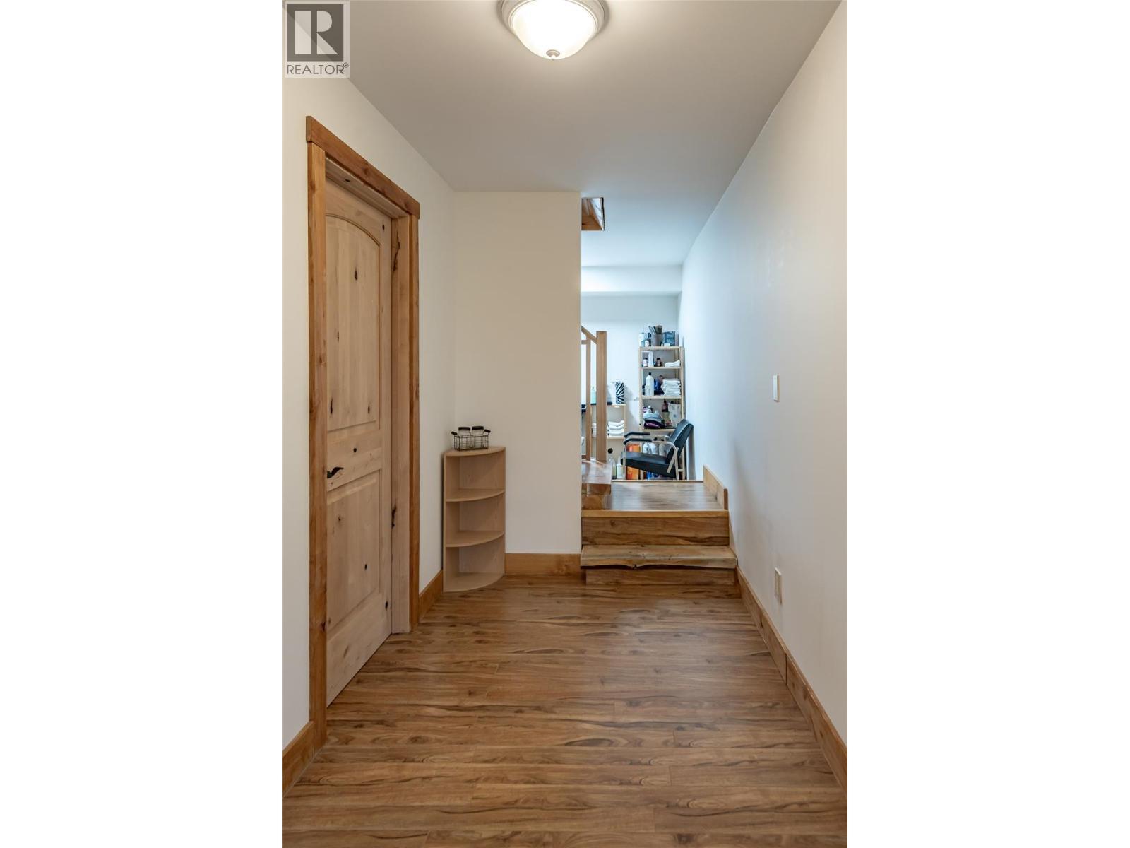 8840 Olson Road, Kaslo, BC - Indoor Photo Showing Other Room