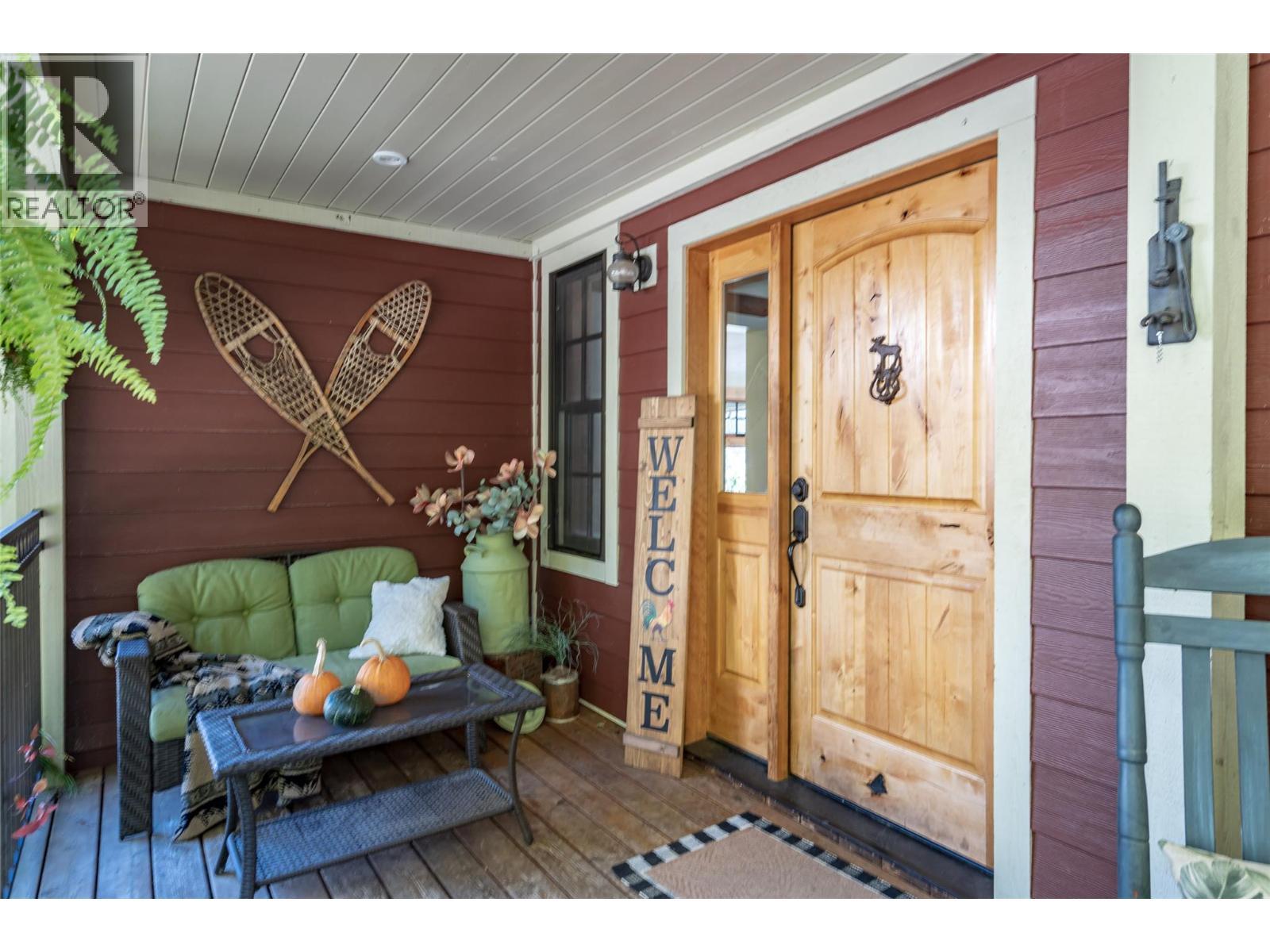 8840 Olson Road, Kaslo, BC - Outdoor With Exterior