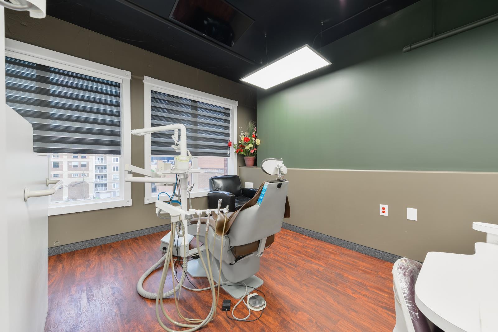 401, 10154 104 St Nw, Edmonton, AB