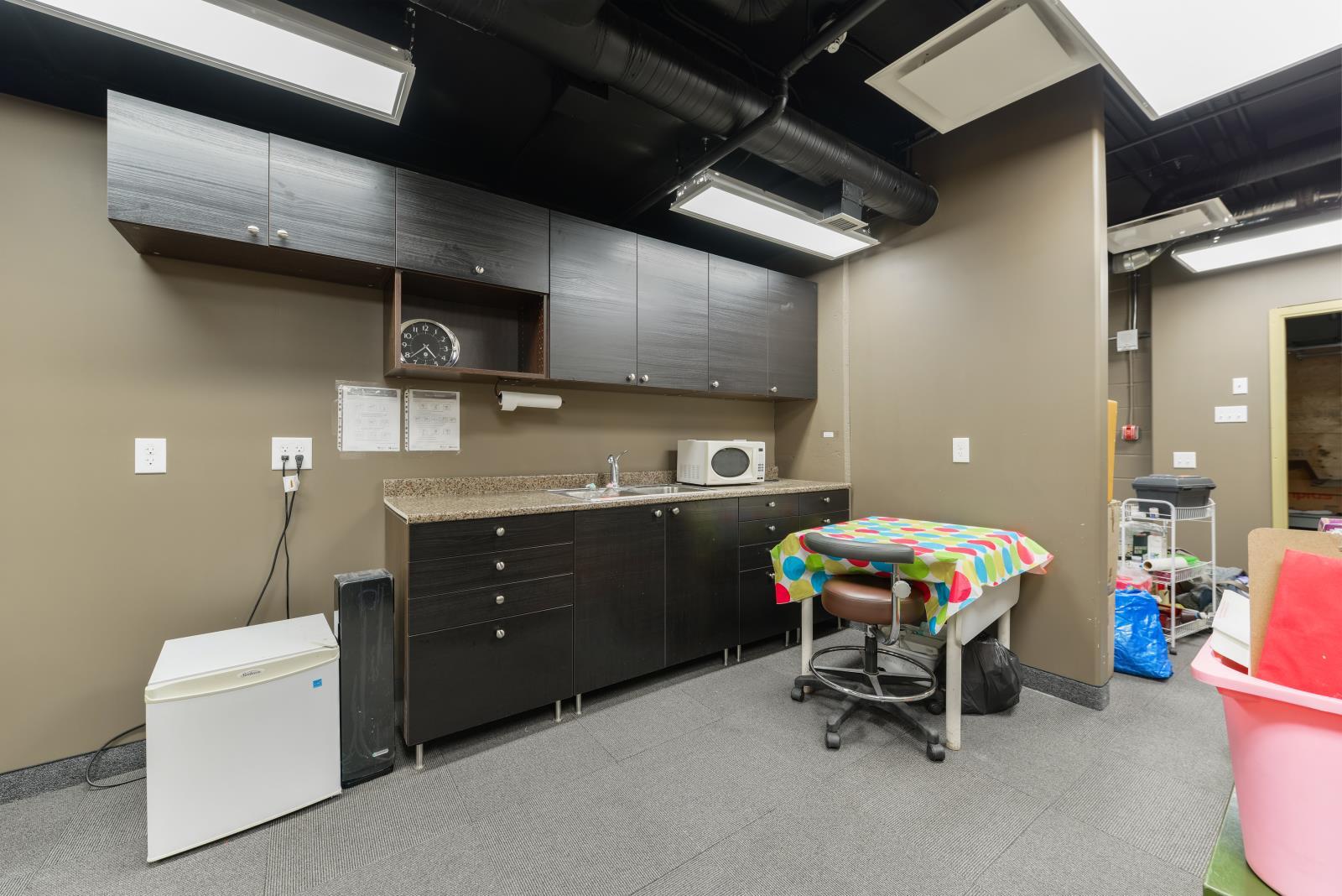 401, 10154 104 St Nw, Edmonton, AB