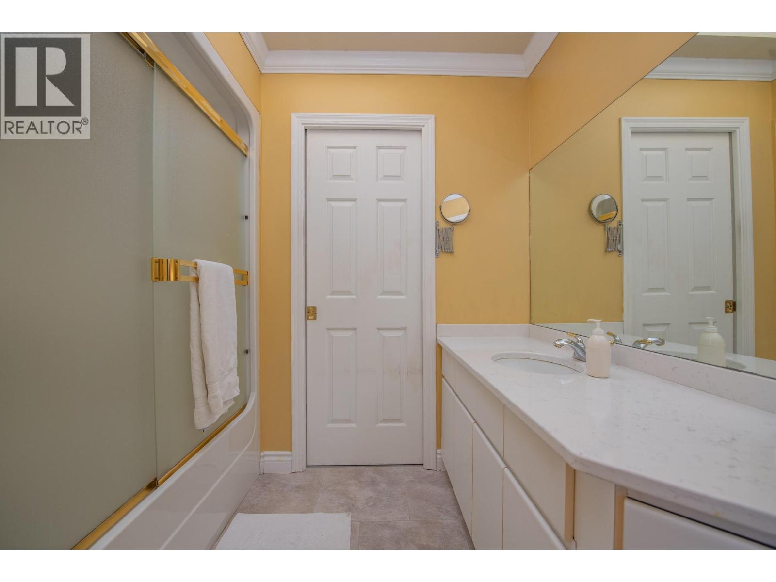 8898 Michael Drive, Coldstream, BC
