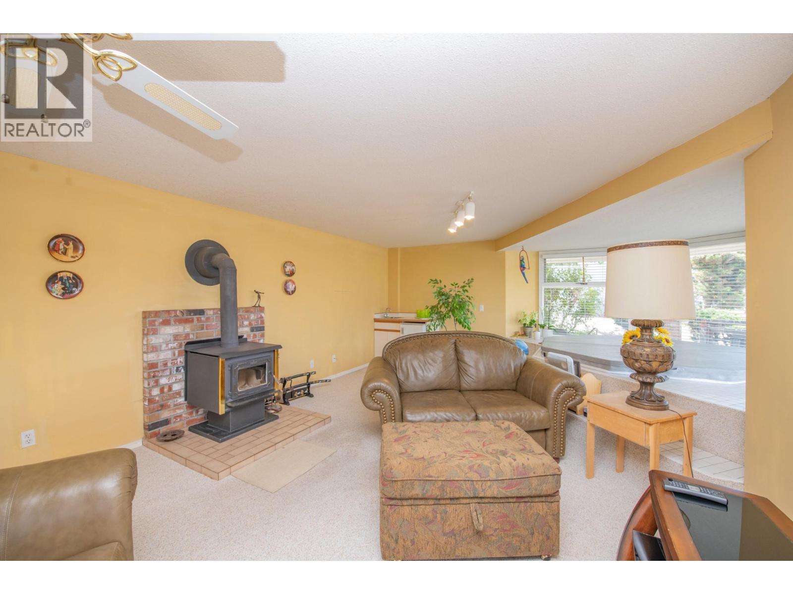 8898 Michael Drive, Coldstream, BC