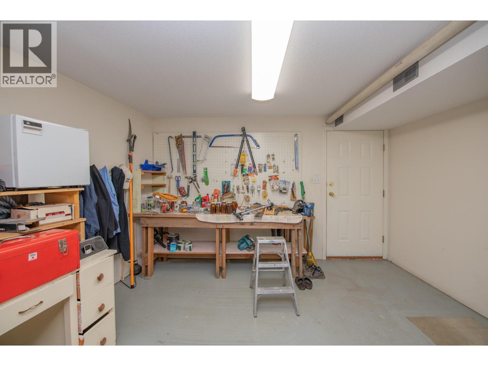 8898 Michael Drive, Coldstream, BC