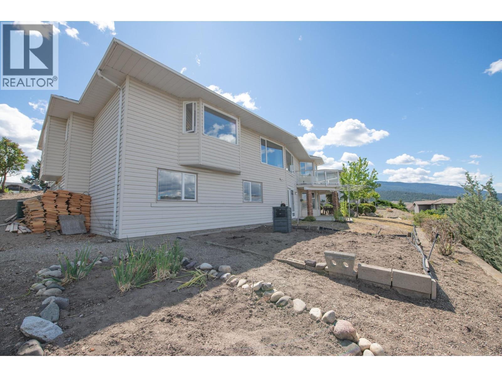 8898 Michael Drive, Coldstream, BC