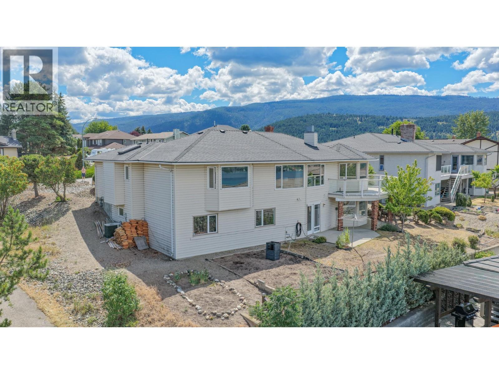 8898 Michael Drive, Coldstream, BC