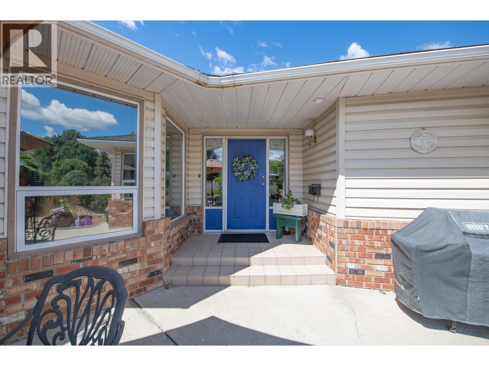 8898 Michael Drive, Coldstream, BC