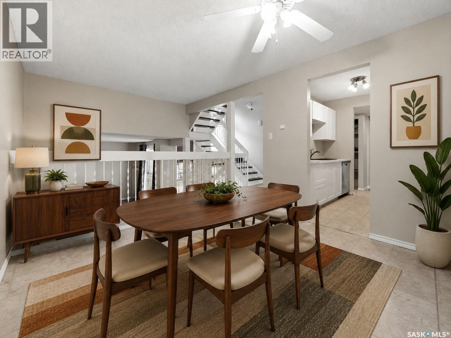5056 10Th Avenue, Regina, SK - Indoor Photo Showing Dining Room