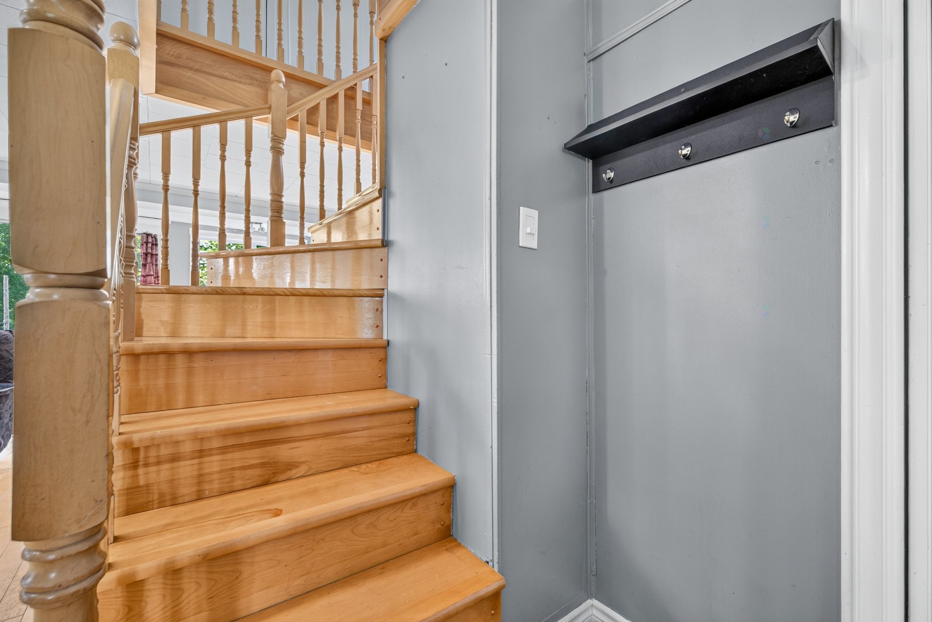 Staircase - 244 Route 204 O., Saint-Adalbert, QC