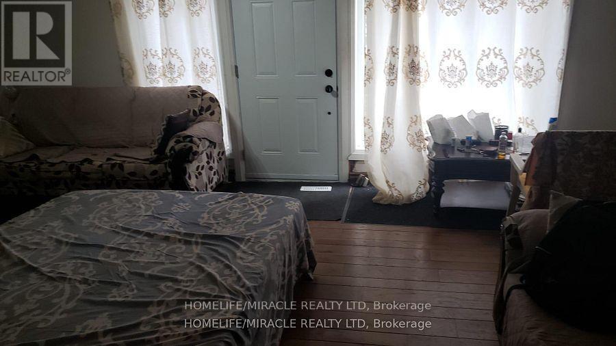 7496 Redstone Road, Mississauga, ON