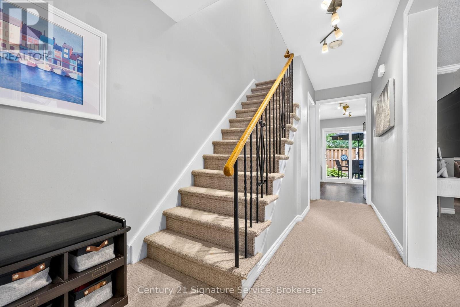 5183 Banting Court, Burlington, ON