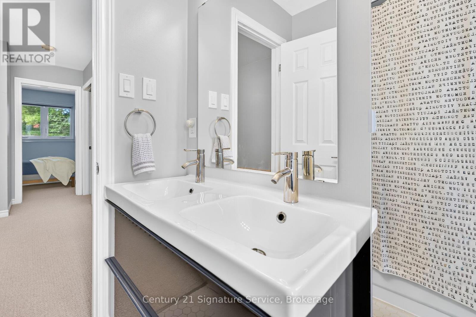 5183 Banting Court, Burlington, ON