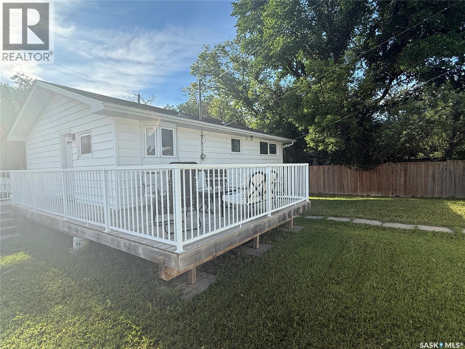 320 Government Road, Weyburn, SK