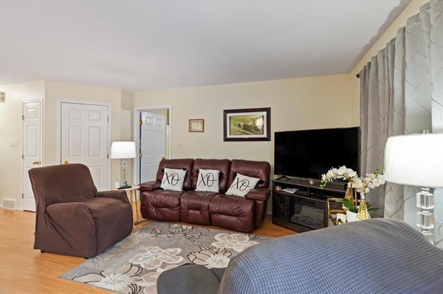 12 Granger St, La Broquerie, MB