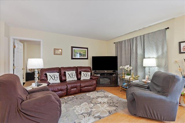 12 Granger St, La Broquerie, MB