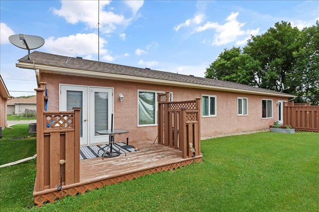 8 Granger St, La Broquerie, MB